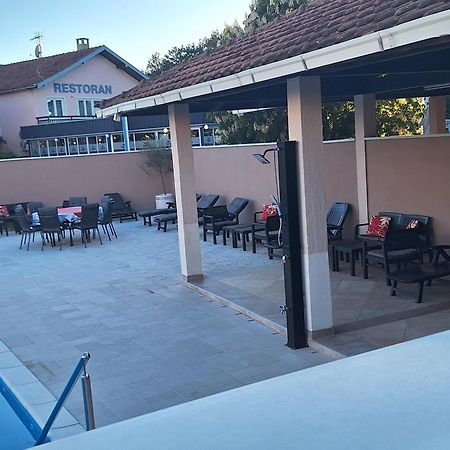 Juka Hotell Međugorje Exteriör bild