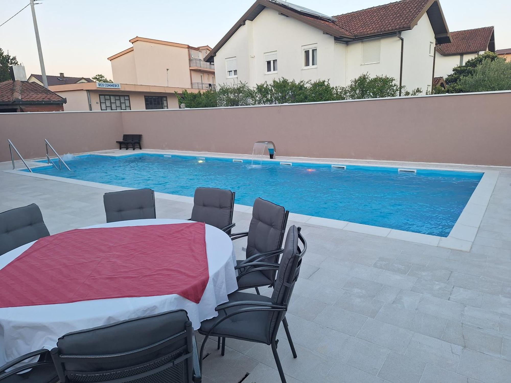 Juka Hotell Međugorje Exteriör bild