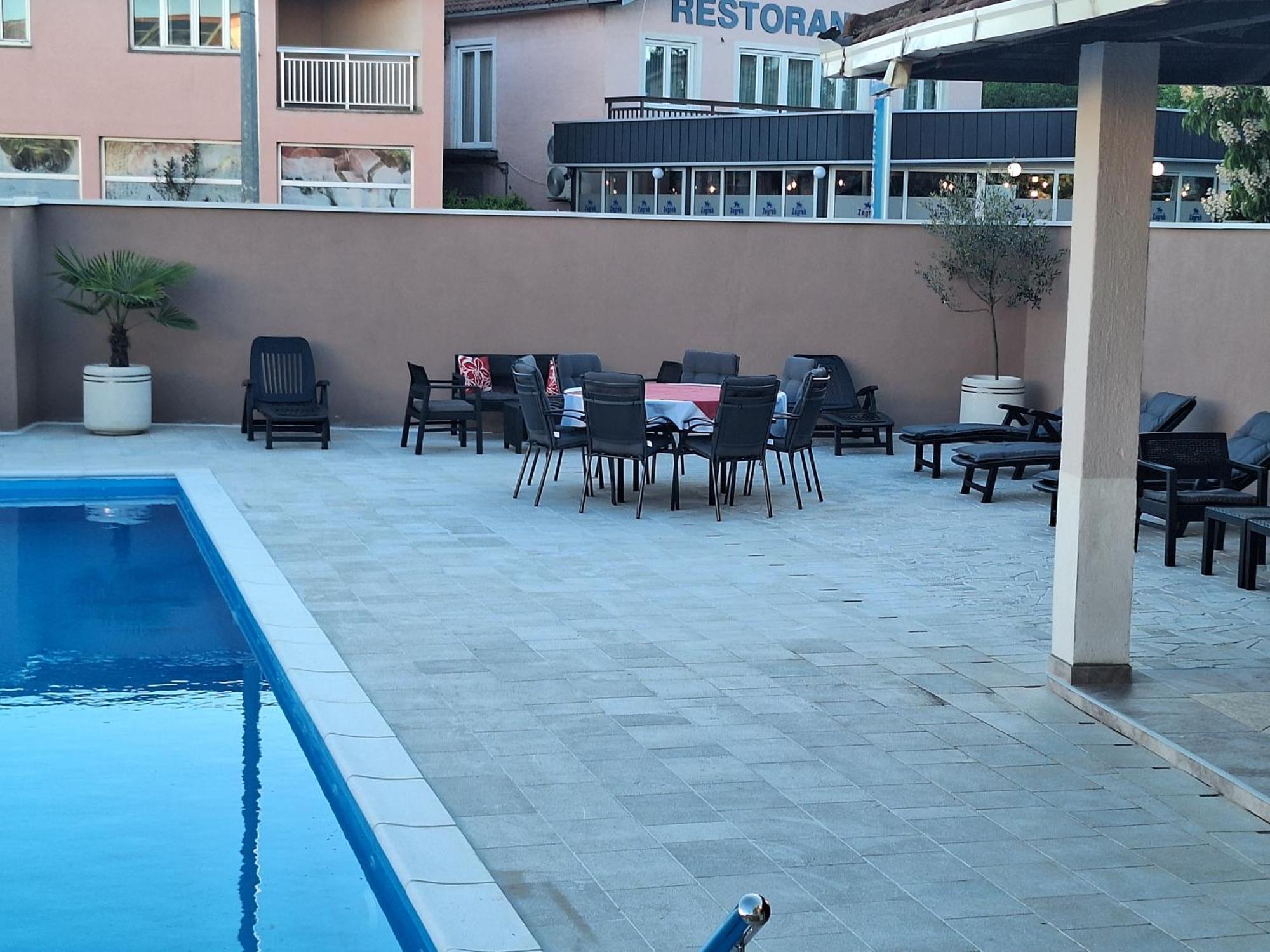 Juka Hotell Međugorje Exteriör bild