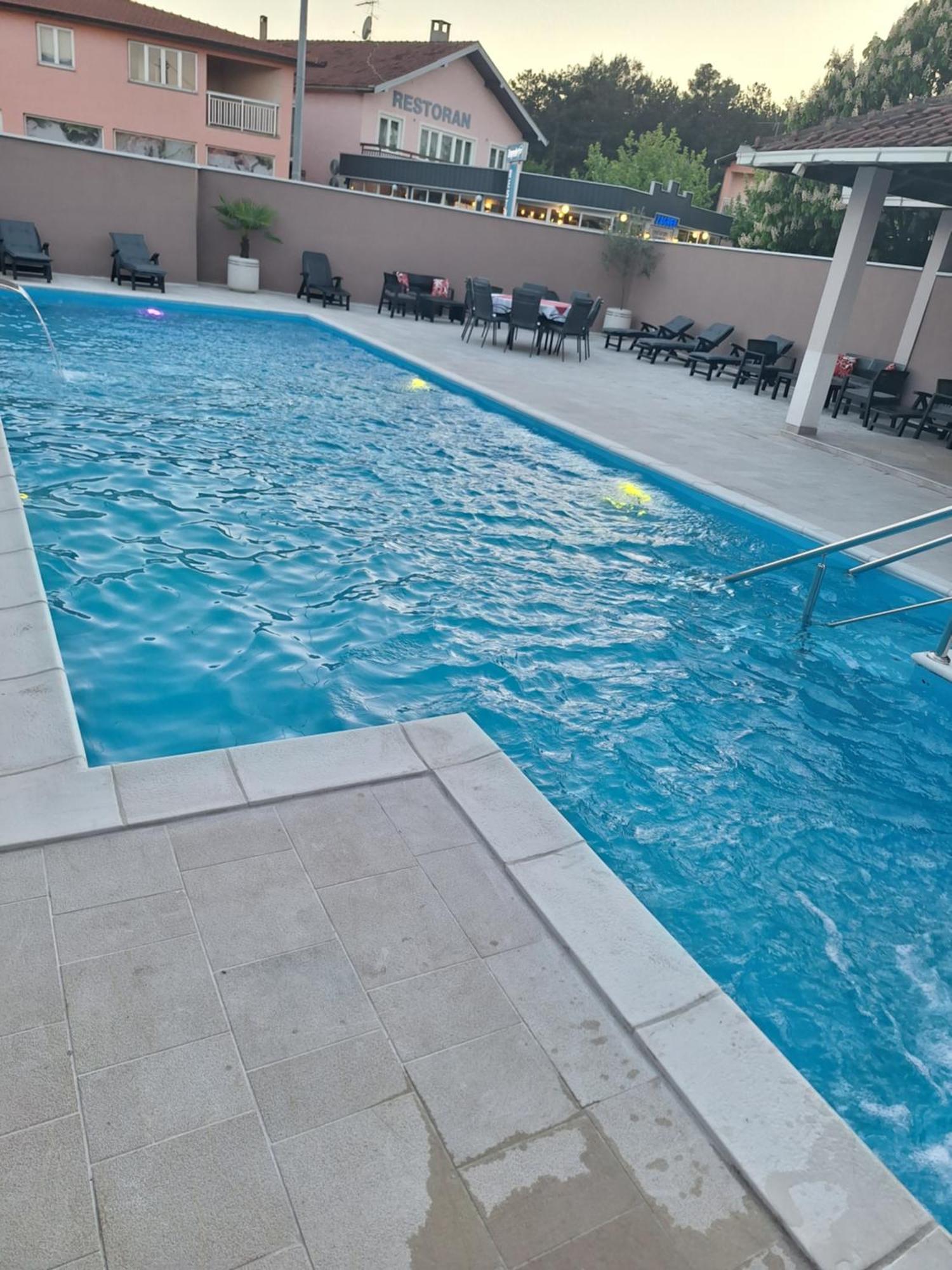 Juka Hotell Međugorje Exteriör bild